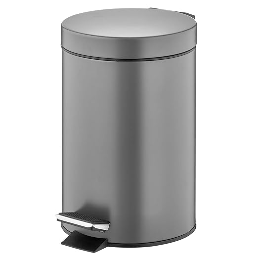 mDesign Pedal Bin — Metal Waste Bin with Pedal, Lid and Plastic Bucket Insert — for Bathroom, Kitchen, and Office — 3 Litre Household Rubbish Bin with Ergonomic Design — Graphite Grey