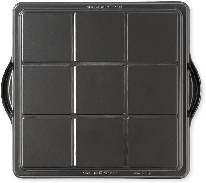Nordic Ware Cast Aluminum English Shortbread Pan