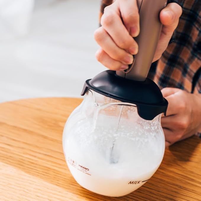 Hario"Qto" Electric Milk Frother with Server, 100ml, Brown