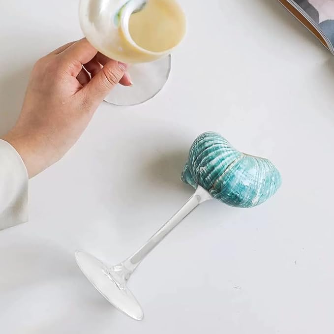 LYFJMUS 2 Pcs Seashell Wine Glasses Wedding Wine Glasses Conch Cup Martini Cocktail Glass Cup for Birthday Wedding Beach Bridesmaids Anniversary Party (Green, 6.3inch)