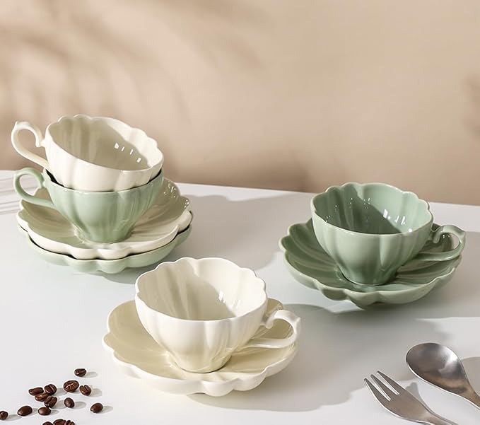 Flower Shaped Ceramic Coffee Cup Teacup with Saucer, Set of 2