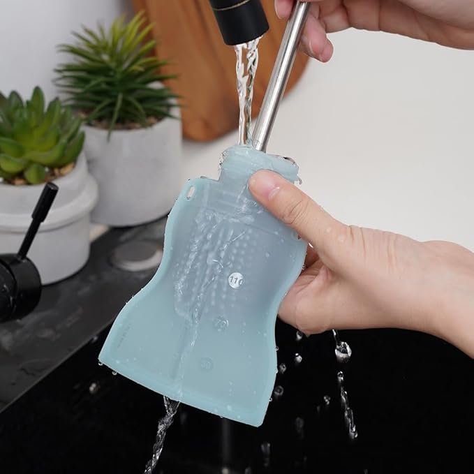 Haakaa Silicone Yummy Pouch 4.5 oz – Reusable Silicone Snack & Smoothie Pouch, Refillable, Leak-Resistant, Dishwasher Safe, Eco-Friendly Food Storage for Kids & Toddlers (4-PK, Mist Blue)