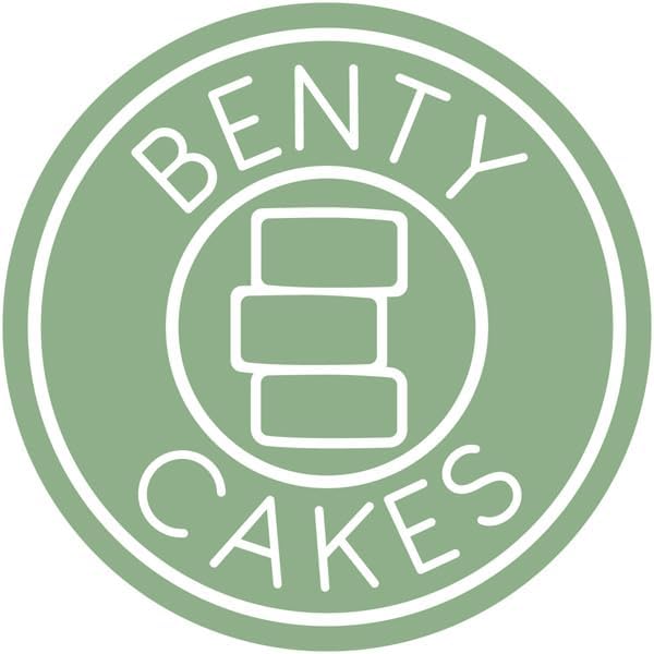 Benty Cakes – The Original Cake Puck Mold Set – Better than a Cake Pop! Make Chocolate Covered Desserts – BPA Free Silicone – Includes 1 Mold Set, 1 Plastic Tray and 1 Scraper – Green