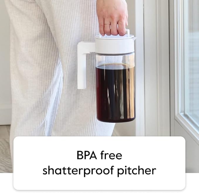 Takeya Deluxe Cold Brew Coffee Maker - BPA-Free Tritan Pitcher with Airtight Leakproof Lid, Silicone Grip Handle, Fine-Mesh Filter - Shatter-Proof, Dishwasher Safe, Made in USA - 1 Quart/White