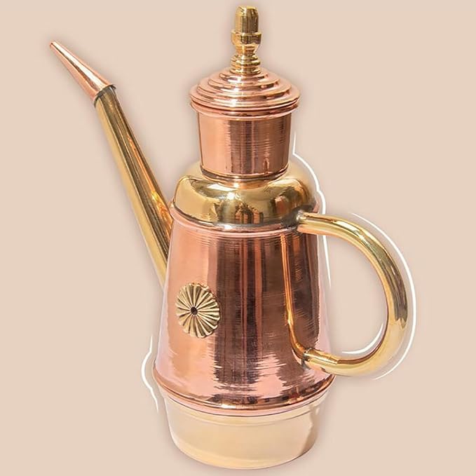 ikasus Olive Oil Dispenser Bottle, Retro Classic European Handmade Copper Oil Pot, Drip Free/Everyday-use Oil Vinegar Cruet, for Kitchen Restaurant Pizza Shop and Bakery, Gold, 450ML
