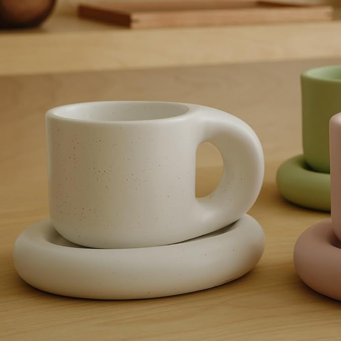 WENSHUO Chubby Funny Coffee Mug, Novelty Cute Cup and Saucer, Matte Crème, 9 oz (Nacre White)