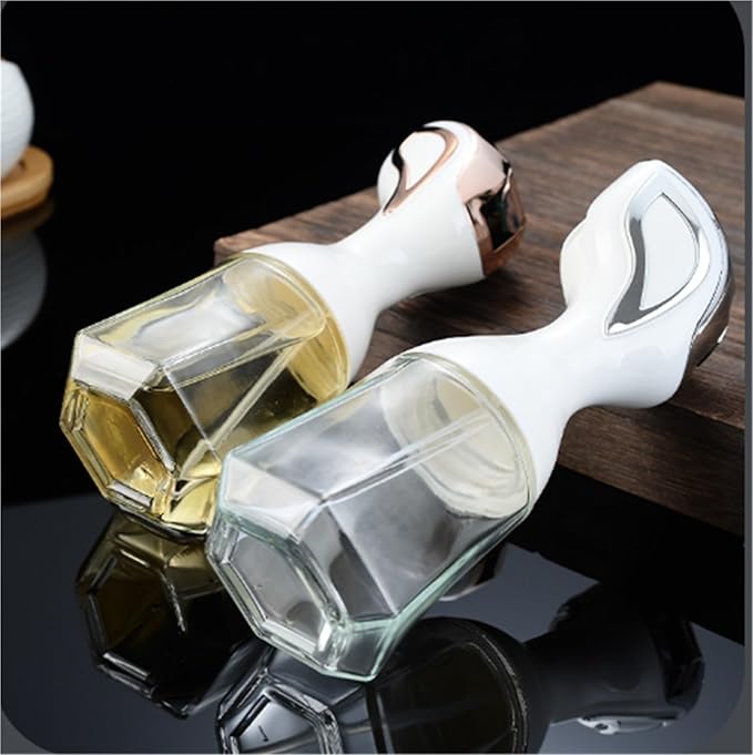 Oil Dispenser for Kitchen, Glass Household Olive Oil Sprayer Push Type for Air Fryer Salad Baking Dispenser Bottle for Cooking(Gold)