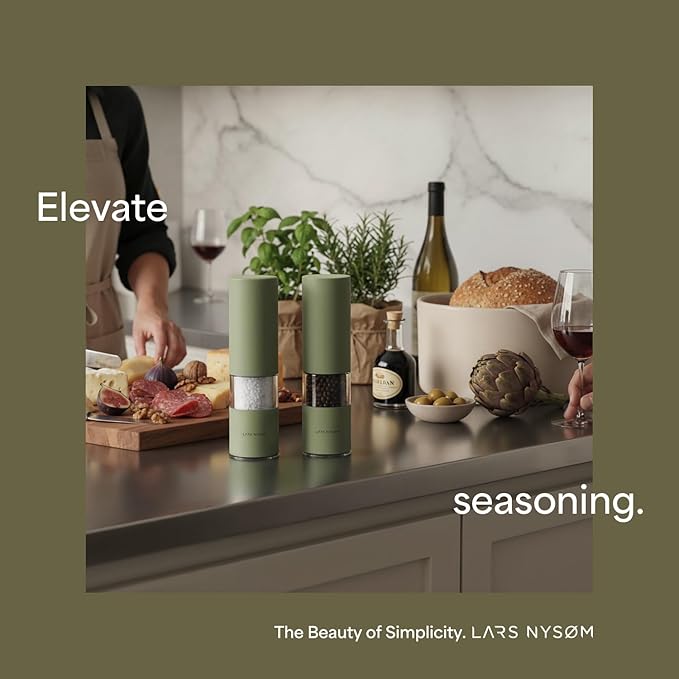 LARS NYSØM Electric Salt and Pepper Grinder Set I Automatic Salt and Pepper Mills with Adjustable Ceramic Grinder I USB Rechargeable Electric Spice Mill Set with LED Light (Taupe Brown)