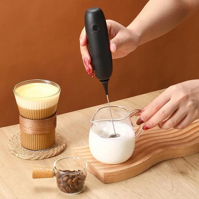 Kitchen Gadgets Battery Electric Milk Frother Handheld Egg Beater Coffee Maker Kitchen Drink Foamer Whisk-White