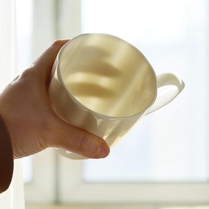 Fine Bone China Pure White Coffee Mugs, Pumpkin Shape 15 oz Large Capacity, Set of 4 Tea Cups, Thin Thickness and Light Weight, With Large Handle Comfortable to Hold, Microwave and Dishwasher Safe