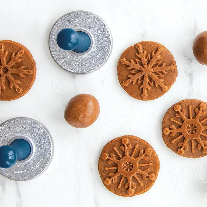 Nordic Ware Snowflake Cookie Stamps (Set of 3), Sturdy Cast Aluminium Cookie Stamp Set, Cookie Press Set Made in the USA, Sturdy and Durable Biscuit Maker Press Set