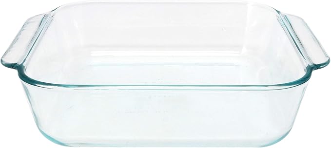Pyrex 222 Basics Square Glass Baking Dish, 2-Quart (8inx8inx2.5in) Clear Glass Oven Bakeware – Perfect for Sweet Rolls, Brownies, Cakes and so much More - Made in the USA