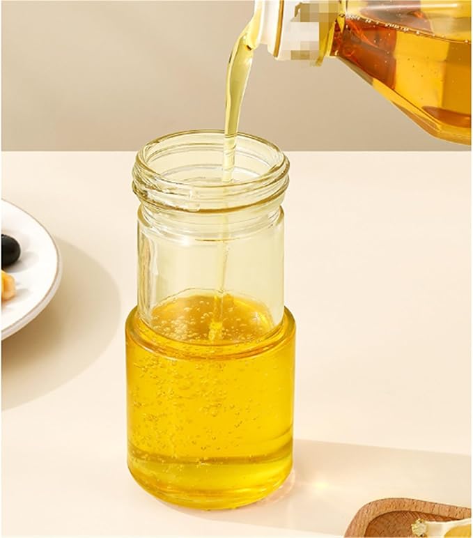 Oil Dispenser for Kitchen, Olive Oil Dispenser is Suitable for Cooking Air Fryer Baking Salad Frying Dispenser Bottle for Cooking(Green)