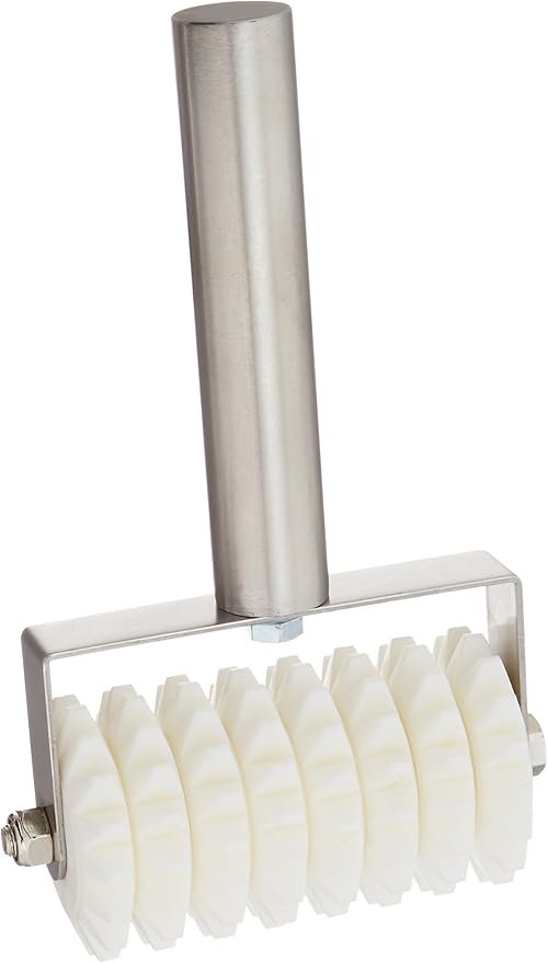 Winco 8-Wheel Dough Roller Docker