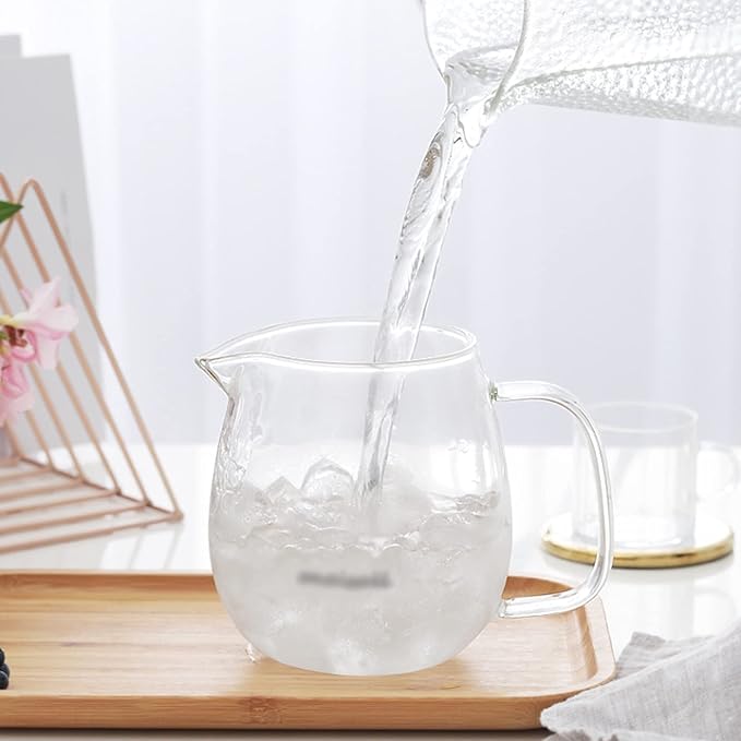Water Pitcher Simple Glass Carafe with Vertical Liner High Borosilicate Glass Pitcher Household Teapot Juice Pot for Home, Restaurant, Coffee Shop Iced Tea Pitcher (Size : L)