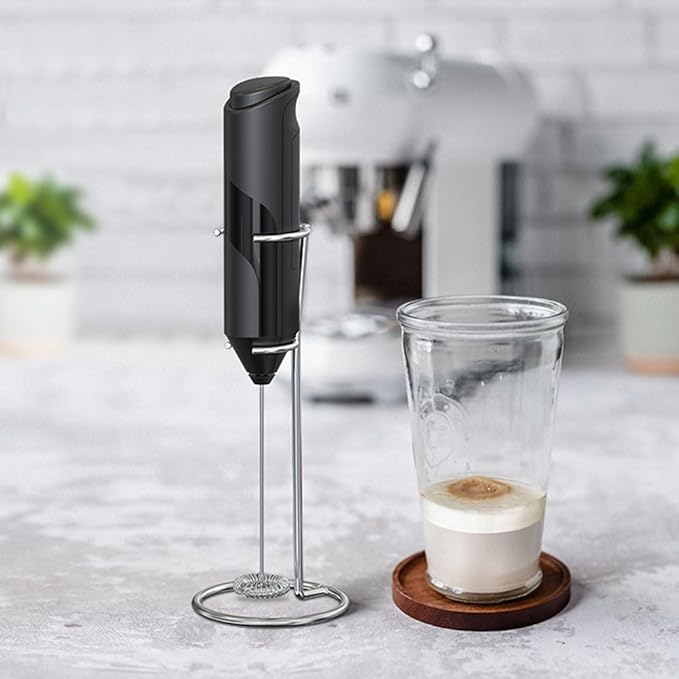 PRETYZOOM Small Handheld Electric Egg Blender Whisk Portable Milk Frother for Coffee and Latte Lightweight Kitchen Tool for Egg Beating and Milk Frothing