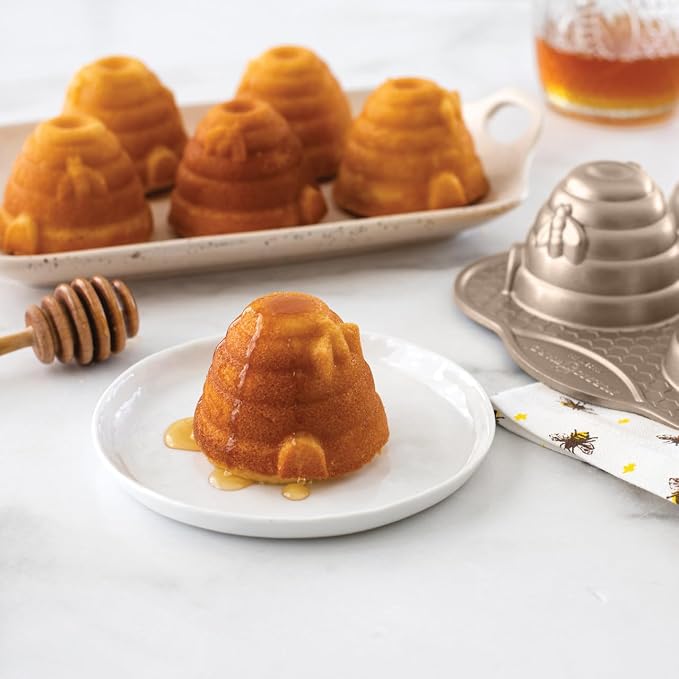 Nordic Ware Beehive Cakelet, 3 Cup Capacity, Toffee