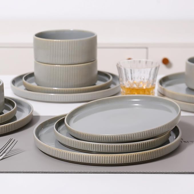 MONITO Ceramic Dinnerware Sets for 6, 18PCS Stoneware Plates and Bowls Sets, Reactive Glaze Dish Set, Chip and Scratch Resistant Double, Microwave and Dishwasher Safe, Sage Mist