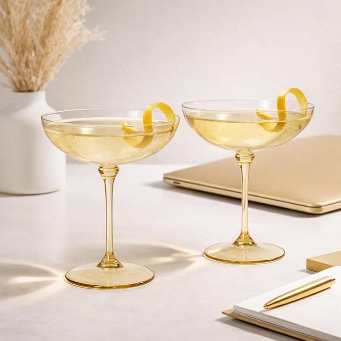 LemonRoad 12 Pcs Plastic Coupe Glasses 9 oz Disposable Martini Glasses for Cocktails, Champagne, Desserts and Espresso, Drinkware Set for Weddings, Birthday Parties, Home Bars (Gold)