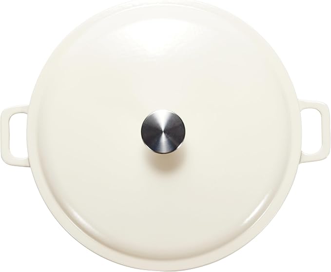 Amazon Basics Enameled Cast Iron - Covered Round Casserole Skillet with Lid, Oven Safe - 500°F, Even Heat Distribution, 3.3-Quart, White