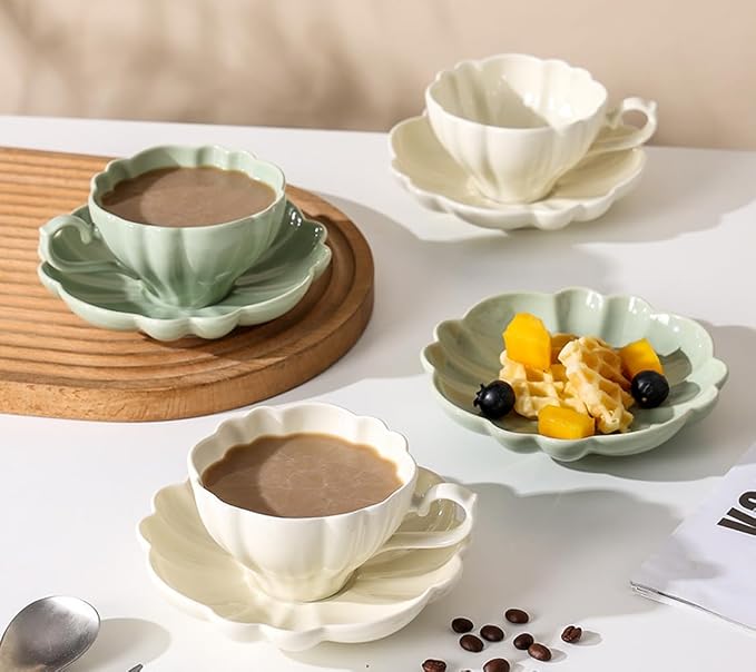 Flower Shaped Ceramic Coffee Cup Teacup with Saucer, Set of 2