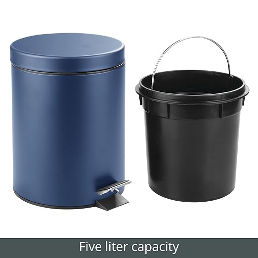 mDesign Pedal Bin — Metal Waste Bin with Pedal, Lid and Plastic Bucket Insert — for Bathroom, Kitchen, and Office — 5 Litre Household Rubbish Bin with Ergonomic Design — Blue