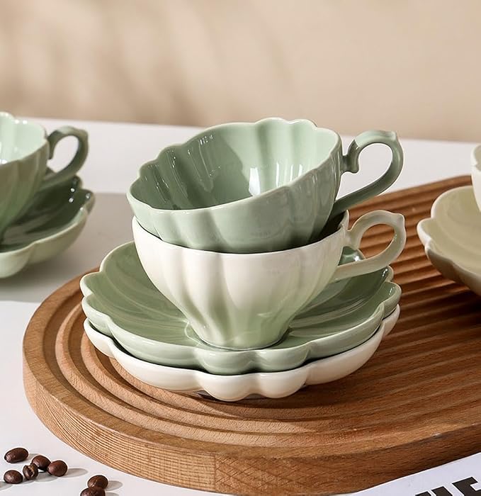Flower Shaped Ceramic Coffee Cup Teacup with Saucer, Set of 2
