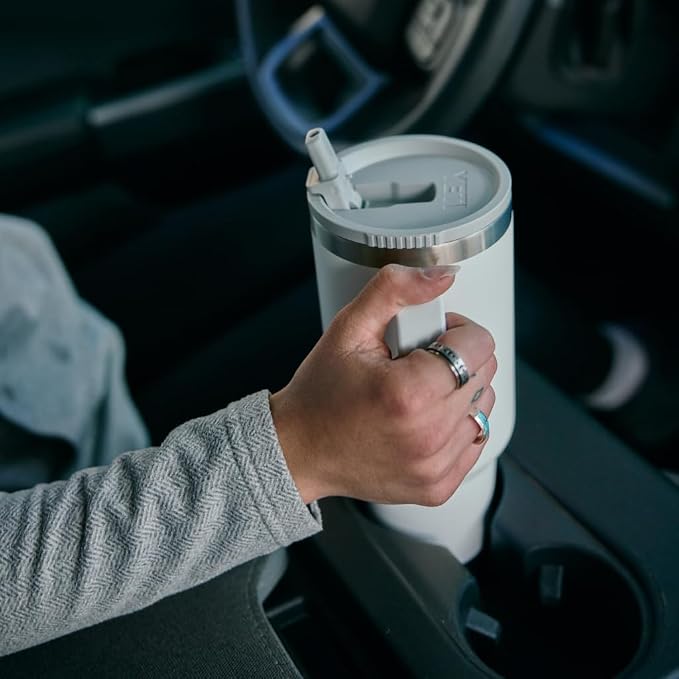 YETI Rambler 40 oz Travel Mug with Flip Straw Lid – Stainless Steel, Vacuum Insulated, Leakproof, Cup Holder Friendly, Grasshopper