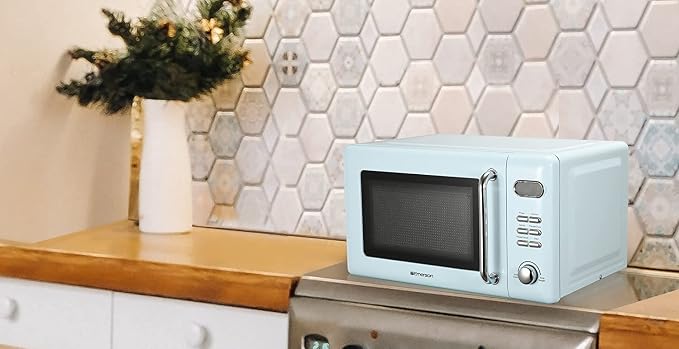 Emerson MWR7020BL Retro Compact Countertop Microwave Oven with Button Control, LED Display, 700W 5 Power Levels, 8 Auto Menus, Glass Turntable and Child Safe Lock, 0.7, Thunderbird Blue