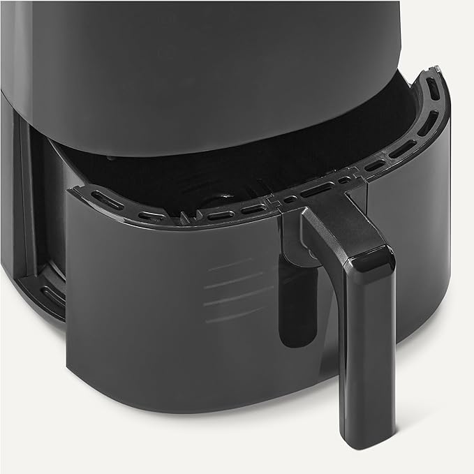Amazon Basics 4.4-Quart Digital Air Fryer with Easy View Window, 8 Preset Menus, Digital Touch Controls, 140℉-400℉ Temperature Range, 1400W, Black