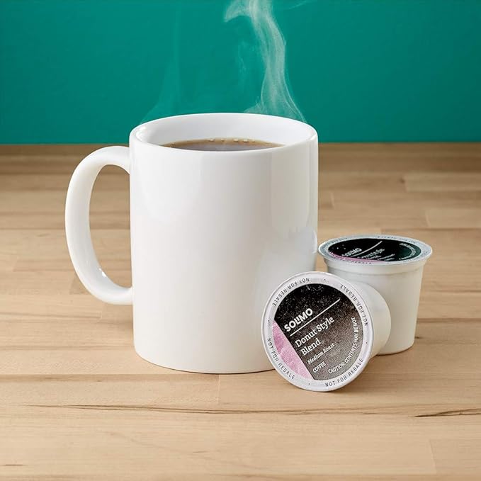 Amazon Brand - Solimo Medium Roast Coffee Pods, Donut Style, Compatible with Keurig 2.0 K-Cup Brewers, 100 Count