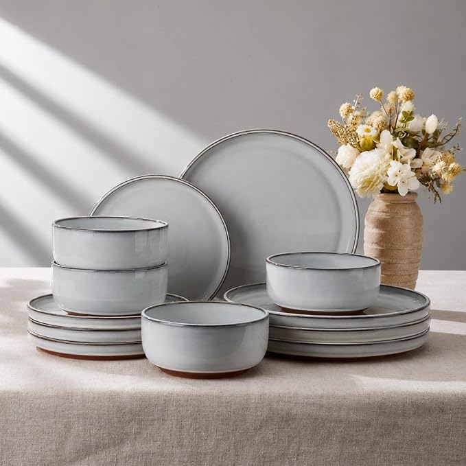 HaWare 12-Piece Dinnerware Set for 4, Plates and Bowls Dishes Set for Home