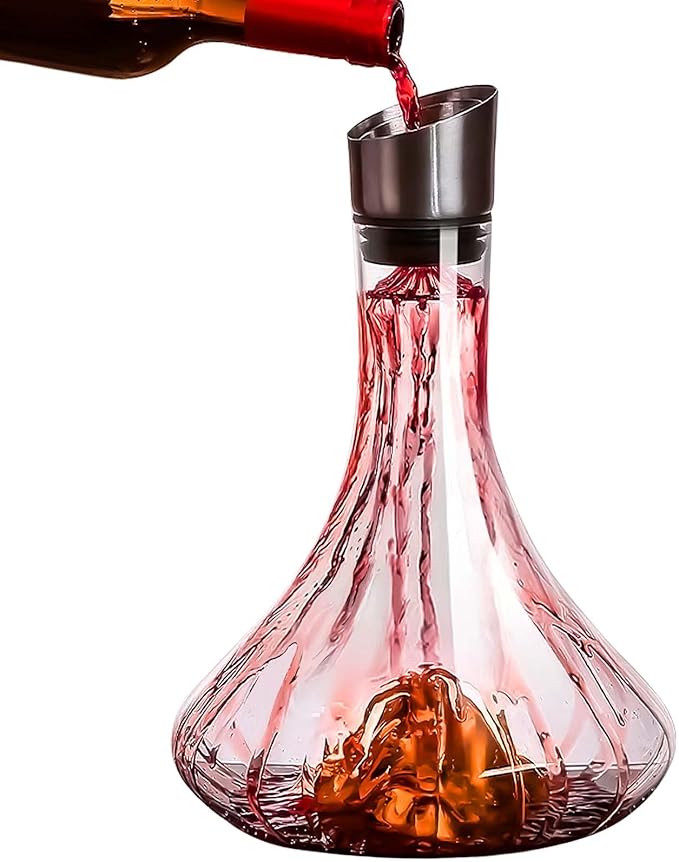 Hand-Blown Crystal Glass Wine Decanter with Built-in Aerator & Golden Peak Base – 750 ml Red Wine Carafe for Dinner Parties, Wine Gift, Faster Breathing, Lead-Free, Drip-Free Pour