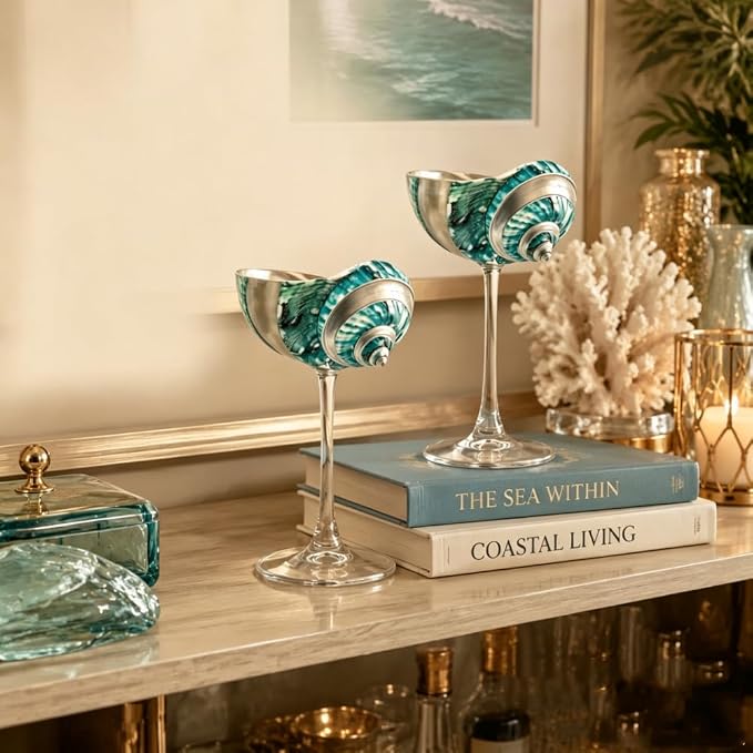 LYFJMUS 2 Pcs Seashell Wine Glasses Wedding Wine Glasses Conch Cup Martini Cocktail Glass Cup for Birthday Wedding Beach Bridesmaids Anniversary Party (Green+White, 6.3inch)
