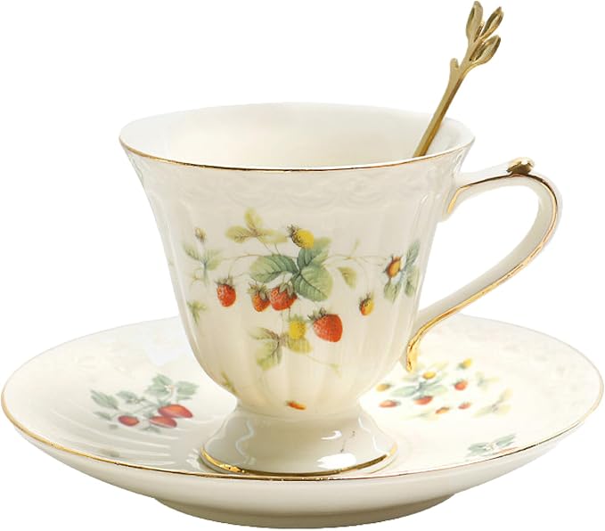Porcelain Tea Cup and Saucer Set, 8.5 oz/250 ml Ceramic Coffee Mug with Saucer and Spoon, Vintage Coffee Cup with Gold Trim for Mom Women Mother's Day, Retro Strawberry Pattern