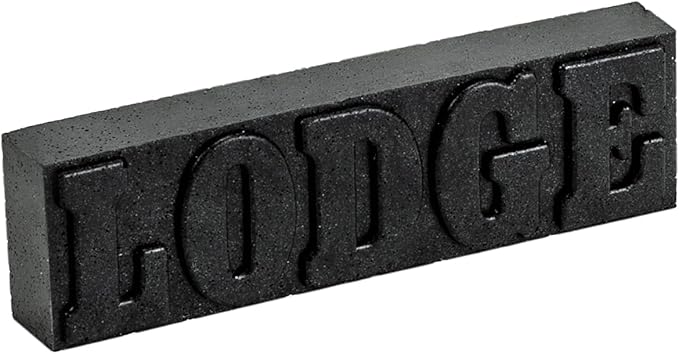 Lodge Chainmail Scrubbing Pad and Lodge Rust Eraser Set