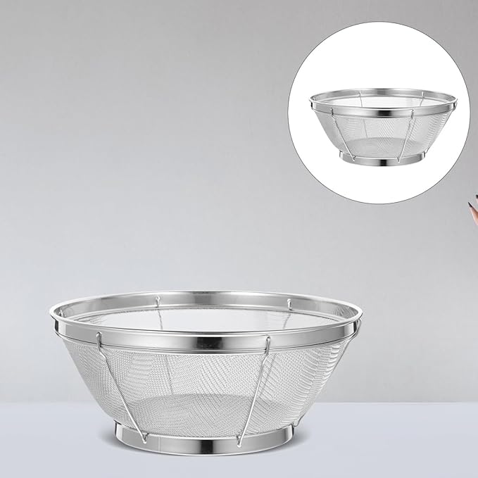 SHOWERORO Stainless Steel Rice Washing Sieve 8.5 Inch Fine Mesh Bowl Strainer for Rice Washing and Draining Kitchen Utensil