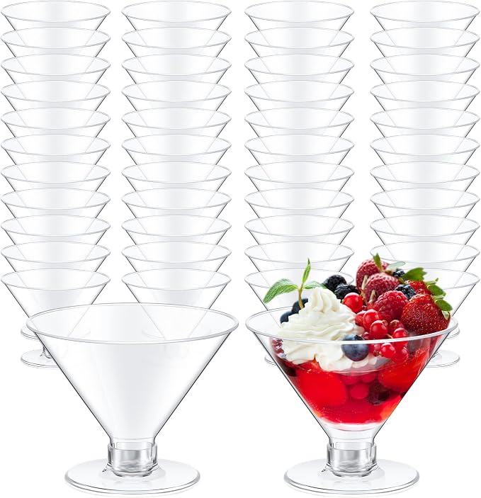 Yinkin 50 Pcs 5 oz Plastic Martini Glasses Disposable Clear Cocktail Dessert Parfait Glasses Unbreakable Mini Martini Cups for Wedding Party Bowl Wine Ice Cream (Stemless)