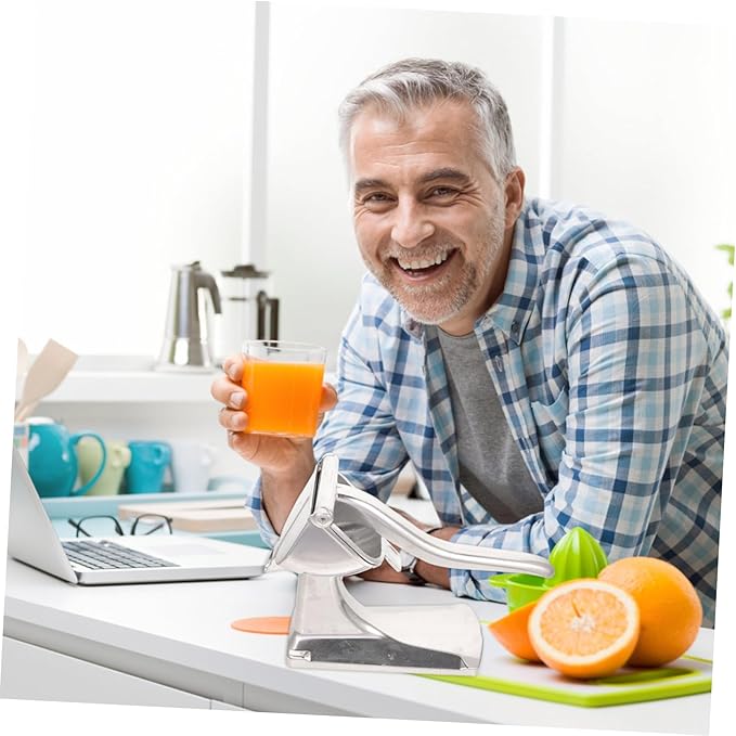 Manual Citrus Fruit Juicer Hand Press Aluminum Alloy Fruit Extractor Tool Lightweight Portable Manual Juicer for Oranges Lemons Pomegranates Easy Squeeze for Home Kitchen
