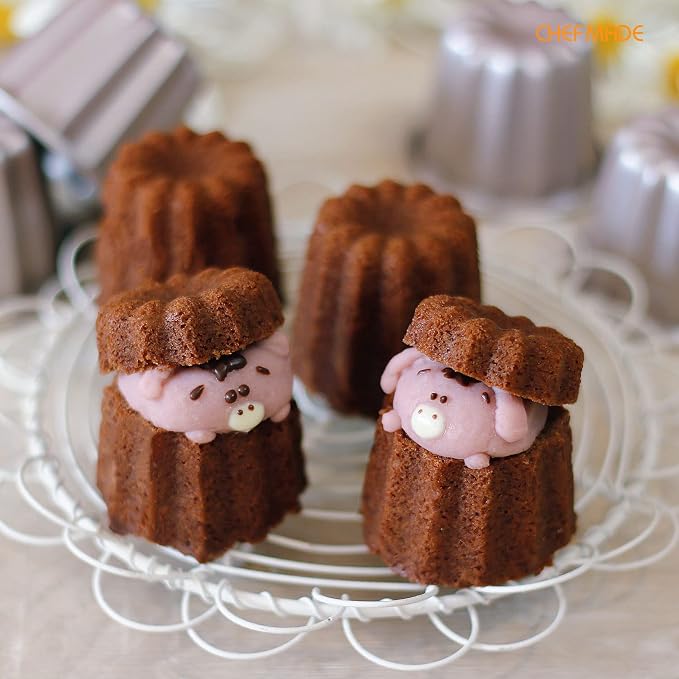 CHEFMADE Canele Mold Cake Pan, 2.6-Inch 4Pcs Non-Stick Canele Muffin Bakeware Cupcake Pan for Oven Baking (Champagne Gold)