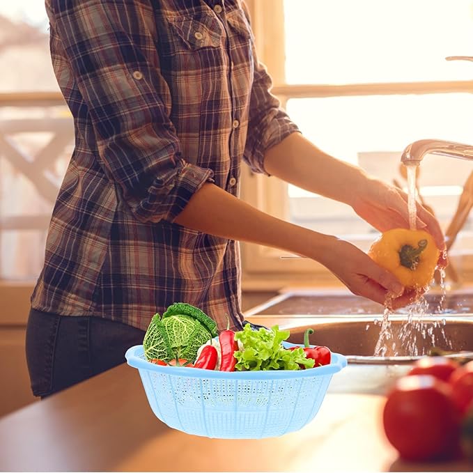 Amosfun Rice Basket 9.05 Inch Plastic Colander Set of 4 Multifunctional Fruit Vegetable Washing Strainer Bowls Kitchen Tools for Rice Pasta Dough