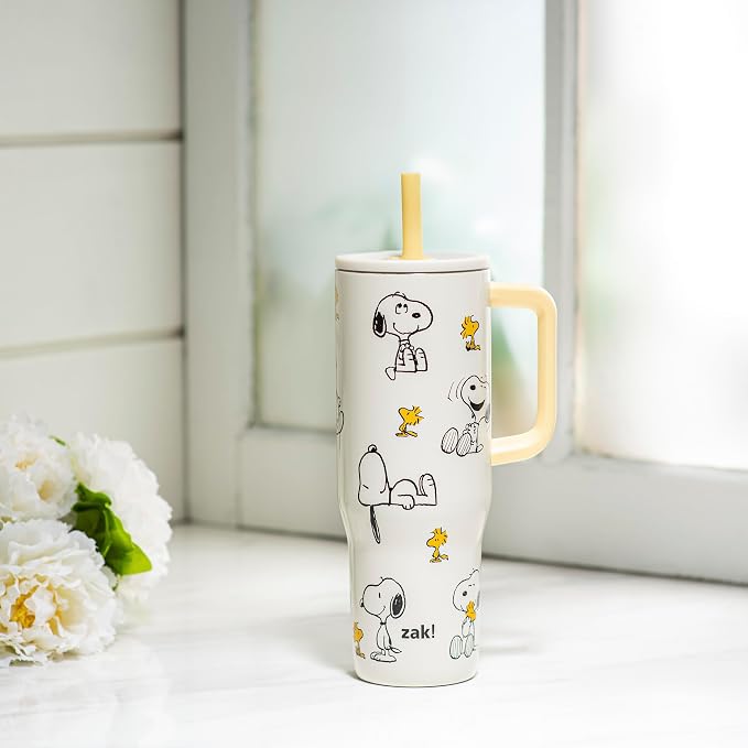 Zak Designs Peanuts Sutton Travel Tumbler for On the Go, 30oz Stainless Steel with Vacuum Insulation, Silicone Straw, and Carry Handle for Cold Drinks, BPA Free (Snoopy & Woodstock)