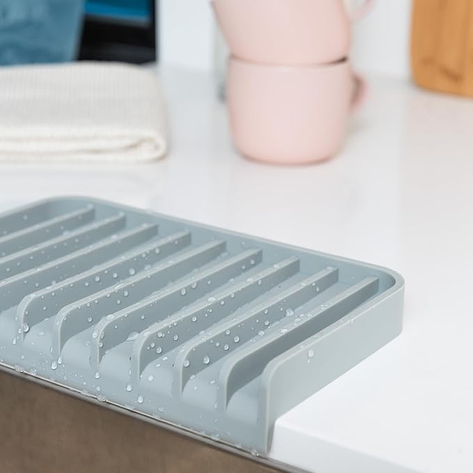 Effilogic Silicone Sponge Holder – Self-Draining Sink Organizer- Faucet Mat for Kitchen - Countertop Protector - Large Grey