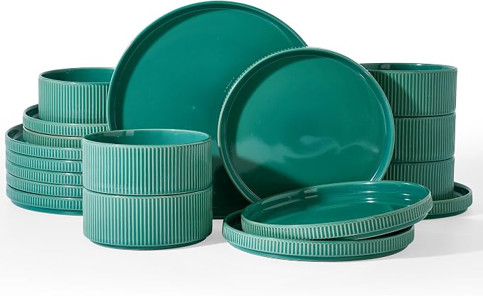Famiware Star 18-Piece Stoneware Dinnerware Set for 6 – Sage Green, Ceramic Ribbed Plates and Bowls – Modern Rustic Dishes, Everyday & Formal – Chip & Scratch Resistant, Microwave & Dishwasher Safe