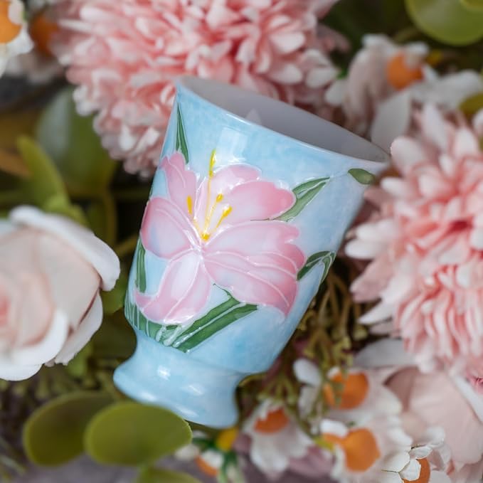 KAMMAK Ceramic Tea Cups Small, Cute Vintage Coffee Cup Set of 2, Porcelain Teacups Espresso Mug, 1.5oz Hand Painted Chinese Afternoon Tea Party Mugs, Birthday Gift for Women Men, Hand-Piled Lily