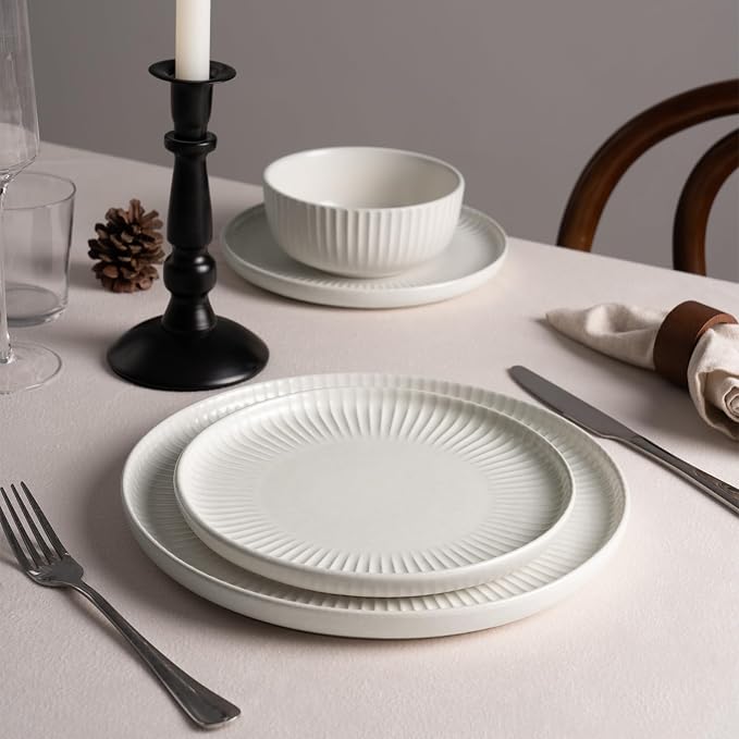 Famiware Starlight 18-Piece Plates and Bowls Sets for 6, Stoneware Dinnerware with Ribbed Textured, Handcrafted Reactive Glaze Dishes - Dishwasher & Microwave Safe, Chip/Scratch Resistant, Matte White