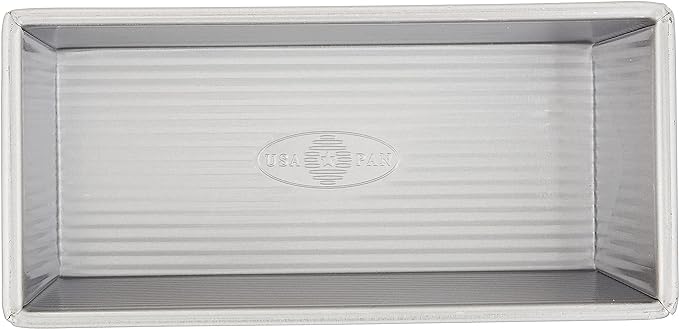 USA Pan Bakeware Pullman Loaf Pan With Cover, 9 x 4 inch, Nonstick & Quick Release Coating, Made in the USA from Aluminized Steel