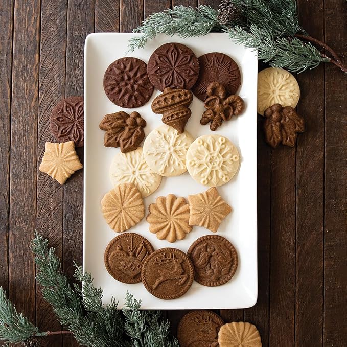Nordic Ware Snowflake Cookie Stamps (Set of 3), Sturdy Cast Aluminium Cookie Stamp Set, Cookie Press Set Made in the USA, Sturdy and Durable Biscuit Maker Press Set