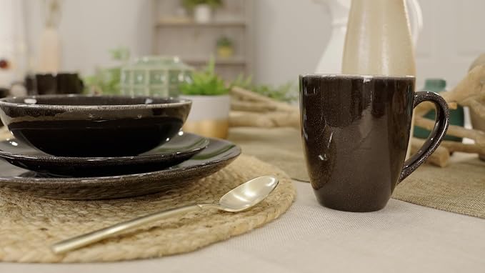 Elanze Designs Reactive Glaze Stone Ceramic Plates Bowls Mugs Classic Dinnerware 16 Piece Set - Service for 4, Black