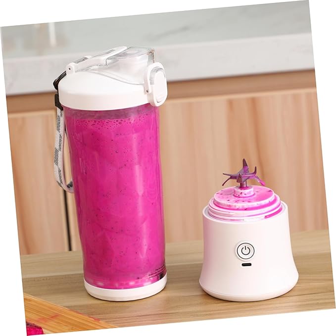 Small Juicer Machine Portable Fruit Juicer Rechargeable Compact Stylish Cup for Sports